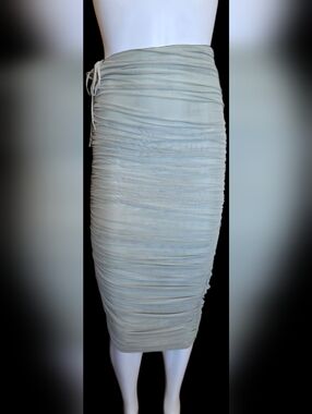 💛 78. Mistress Rocks Ardent Sage Size Small Ruched Skirt